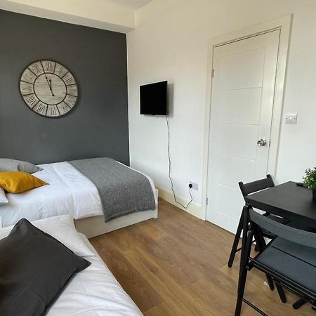 Lovely Studio Flat In The Heart Of Holloway. Londra Exterior foto