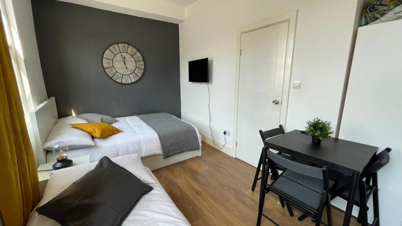 Lovely Studio Flat In The Heart Of Holloway. Londra Exterior foto