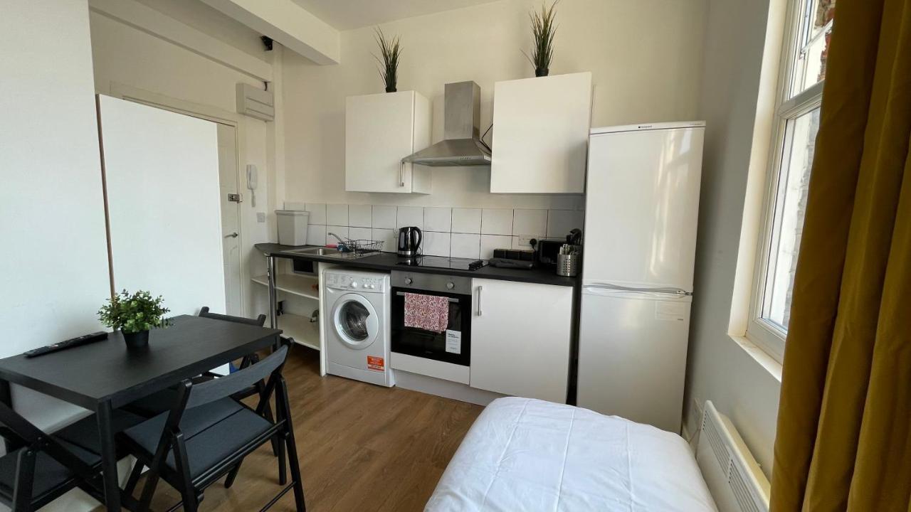 Lovely Studio Flat In The Heart Of Holloway. Londra Exterior foto